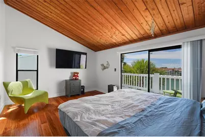 12140 Capri Circle S, Treasure Island, FL 33706 - Photo 30
