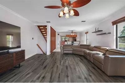 12140 Capri Circle S, Treasure Island, FL 33706 - Photo 10