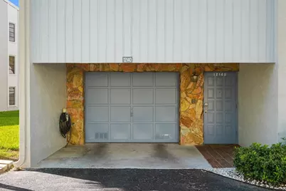 12140 Capri Circle S, Treasure Island, FL 33706 - Photo 4
