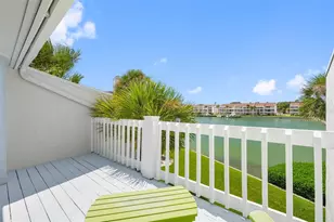 12140 Capri Cir S, Treasure Island, FL 33706 - Photo 38