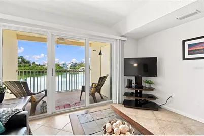 12100 Capri Circle S #204, Treasure Island, FL 33706 - Photo 16