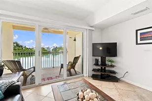 12100 Capri Cir S, Treasure Island, FL 33706 - Photo 16