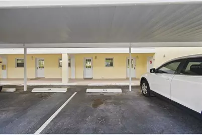 12100 Capri Circle S #204, Treasure Island, FL 33706 - Photo 6