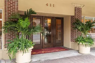 411 1st Ave N, Saint Petersburg, FL 33701 - Photo 2