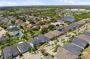 11750 Lake Lucaya Dr, Riverview, FL 33579 - Photo 44