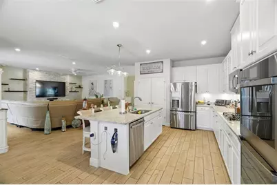11750 Lake Lucaya Drive, Riverview, FL 33579 - Photo 12