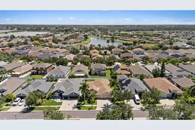 1833 Mira Lago Circle, Ruskin, FL 33570 - Photo 48