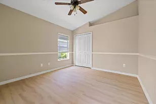 1833 Mira Lago Cir, Ruskin, FL 33570 - Photo 34