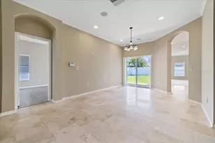 1833 Mira Lago Cir, Ruskin, FL 33570 - Photo 6