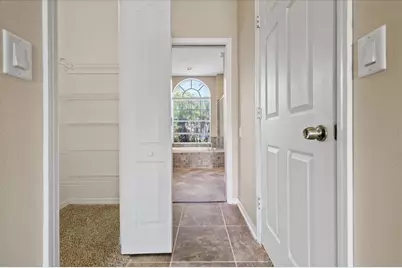 1833 Mira Lago Circle, Ruskin, FL 33570 - Photo 20