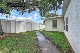 674 Frederica Ln, Dunedin, FL 34698 - Photo 54