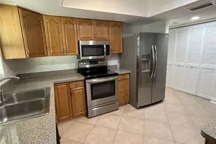 2705 Sand Hollow Ct Clearwater Fl 33761-3732, Clearwater, FL 33761 - Photo 8