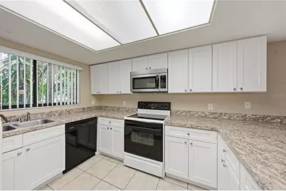108 Capri Court N, Plant City, FL 33566 - Photo 14