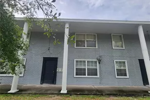 5310 Whiteway Dr, Temple Terrace, FL 33617 - Photo 1