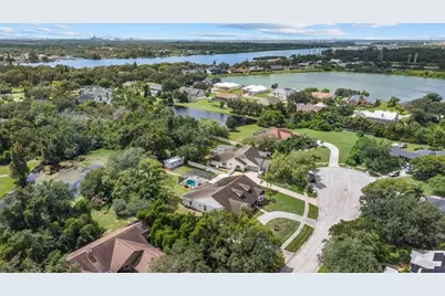 8805 Crosswood Court, Riverview, FL 33578 - Photo 48