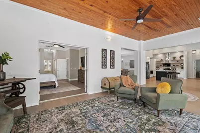8805 Crosswood Court, Riverview, FL 33578 - Photo 14