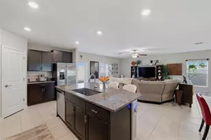 10323 Poseidon Wy, Riverview, FL 33578 - Photo 6