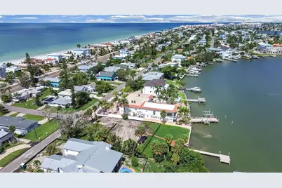 15601 Redington Drive, Redington Beach, FL 33708 - Photo 10