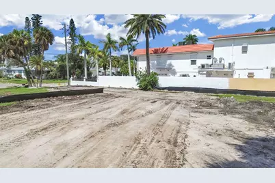 15601 Redington Drive, Redington Beach, FL 33708 - Photo 34