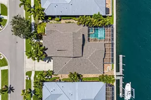 603 Islebay Dr, Apollo Beach, FL 33572 - Photo 82