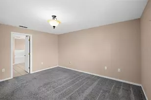 5625 Fischer Dr, Lakeland, FL 33812 - Photo 16