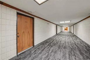 2585 Countryside Blvd, Clearwater, FL 33761 - Photo 4