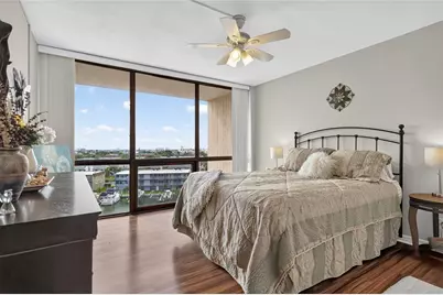1 Key Capri #704W, Treasure Island, FL 33706 - Photo 32