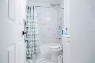 8212 N 14th St, Tampa, FL 33604 - Photo 20