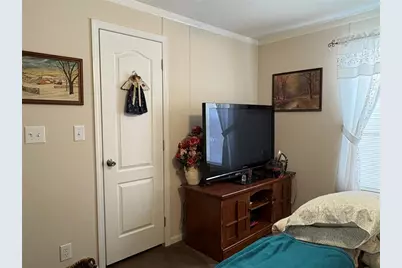 7310 Riverview Drive, Riverview, FL 33578 - Photo 36