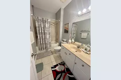 10802 Celtic Woods Avenue, Tampa, FL 33647 - Photo 10