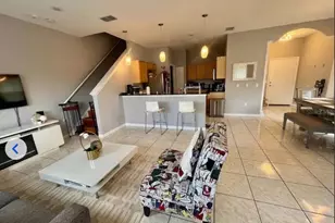 10802 Celtic Woods Ave, Tampa, FL 33647 - Photo 4