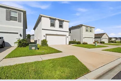 2763 Common Fig Run, Wesley Chapel, FL 33543 - Photo 10