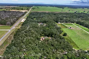 21812 Field of Dreams Ln, Dade City, FL 33523 - Photo 54