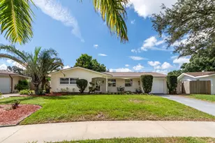 1679 Woodridge Dr, Clearwater, FL 33756 - Photo 1