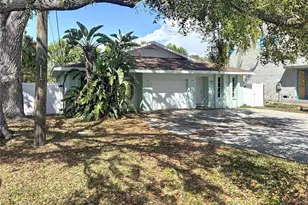 10597/10595 101st Ave, Seminole, FL 33772 - Photo 4