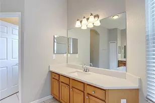 10221 Garden Alcove Dr, Tampa, FL 33647 - Photo 34