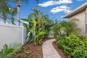 1101 Haley Ln, Dunedin, FL 34698 - Photo 34