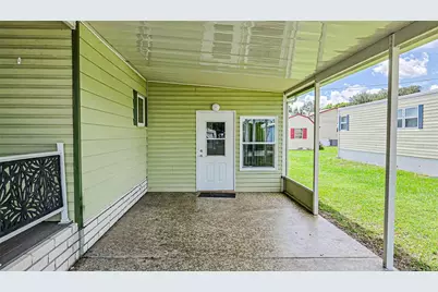 36952 Grace Avenue, Zephyrhills, FL 33542 - Photo 8