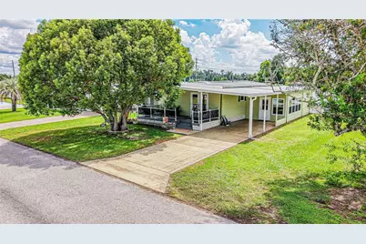36952 Grace Avenue, Zephyrhills, FL 33542 - Photo 2