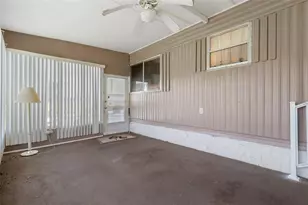 8164 Highpoint Blvd, Brooksville, FL 34613 - Photo 8