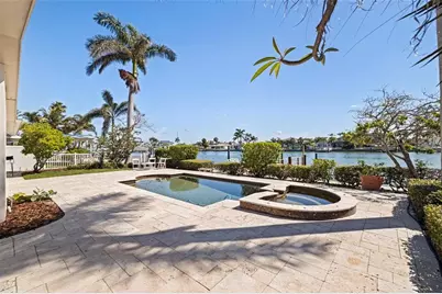 11225 4th Street E, Treasure Island, FL 33706 - Photo 26