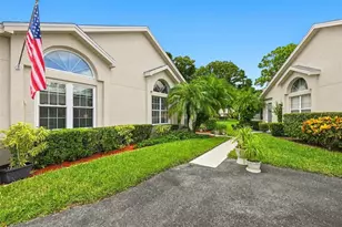 1131 Golfview Woods Dr, Ruskin, FL 33573 - Photo 2