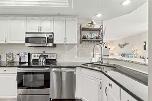 399 150th Ave, Madeira Beach, FL 33708 - Photo 20