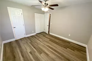4041 53rd Ave N, Saint Petersburg, FL 33714 - Photo 14