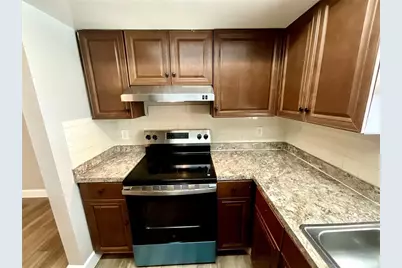 4041 53rd Avenue N, Saint Petersburg, FL 33714 - Photo 4