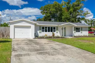 5054 60th St N, Kenneth City, FL 33709 - Photo 2