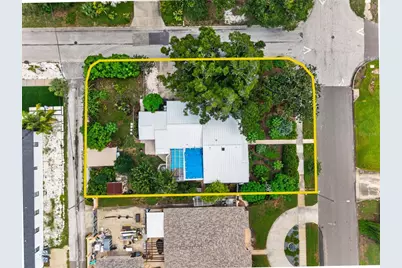 6677 Poinsettia Avenue S, Saint Petersburg, FL 33707 - Photo 46