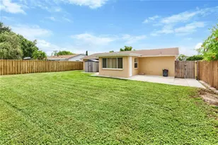 3339 Garfield Dr, Holiday, FL 34691 - Photo 12