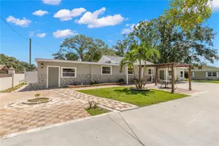 9845 60th St, Pinellas Park, FL 33782 - Photo 1
