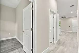 308 E Damon St, Plant City, FL 33563 - Photo 54